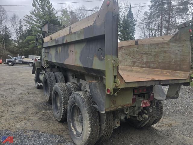 Image of AM General M917 equipment image 1