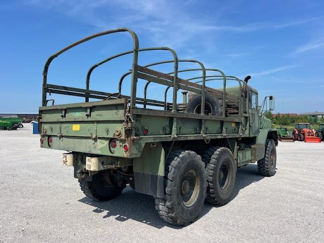 Image of AM General M923 equipment image 4