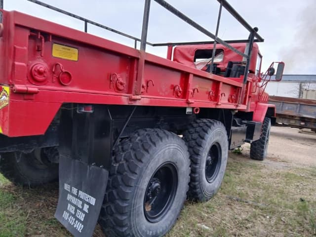 Image of AM General M923 equipment image 2