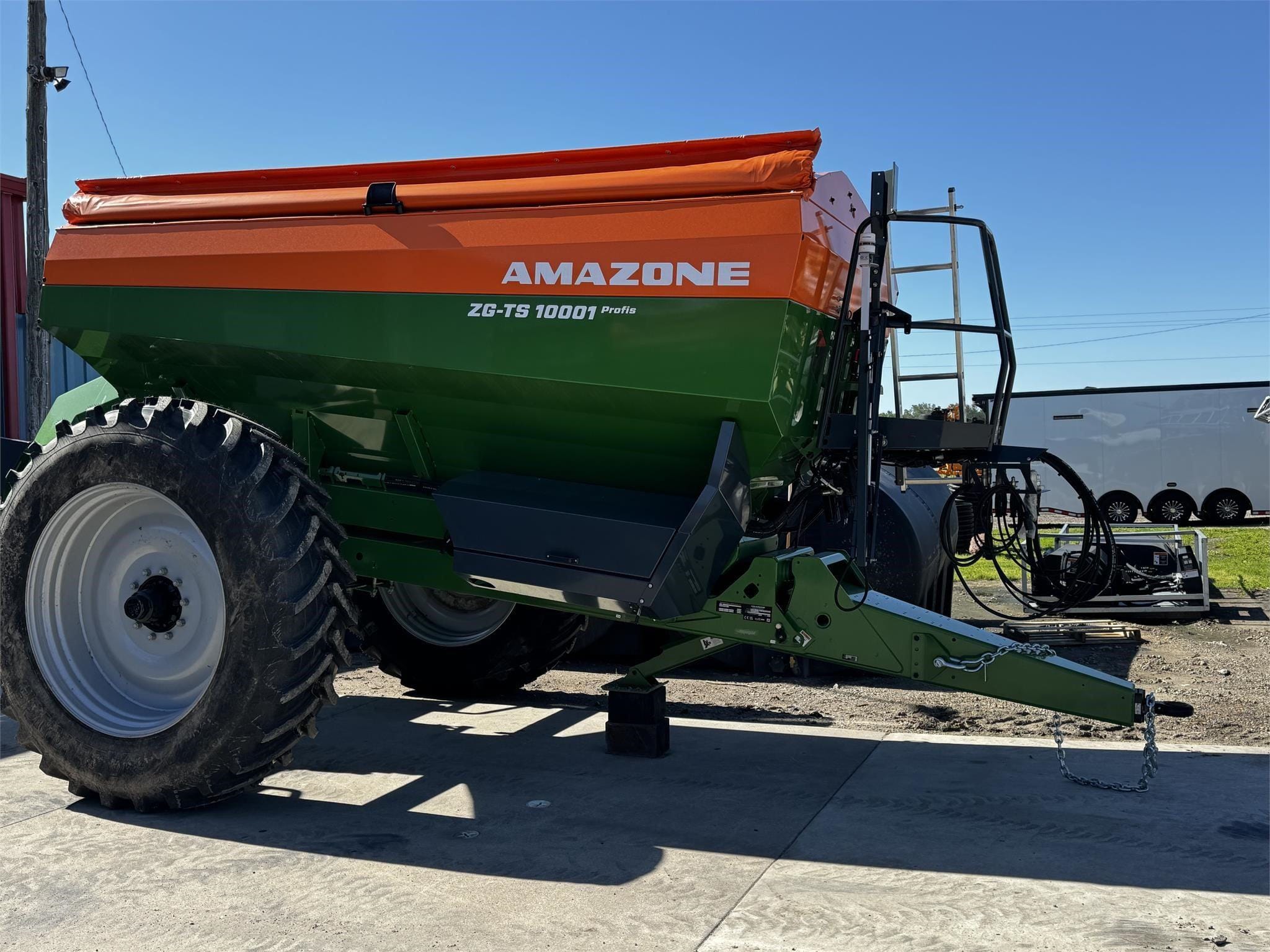 Amazone ZG-TS 10001 PROFIS PRO Equipment Image0