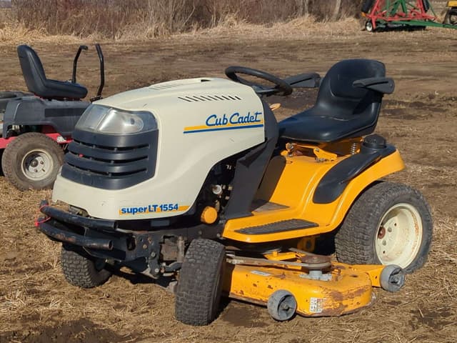 Image of Cub Cadet Super LT1554 equipment image 1
