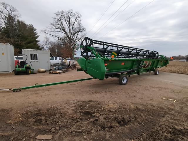 Image of John Deere 635F equipment image 2