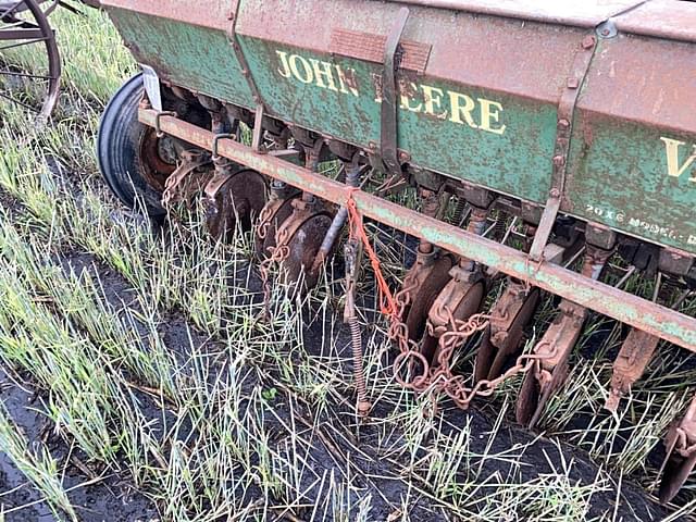 Image of John Deere Van Brunt equipment image 3