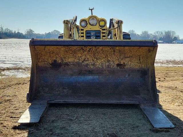 Image of Ford 4000 equipment image 2