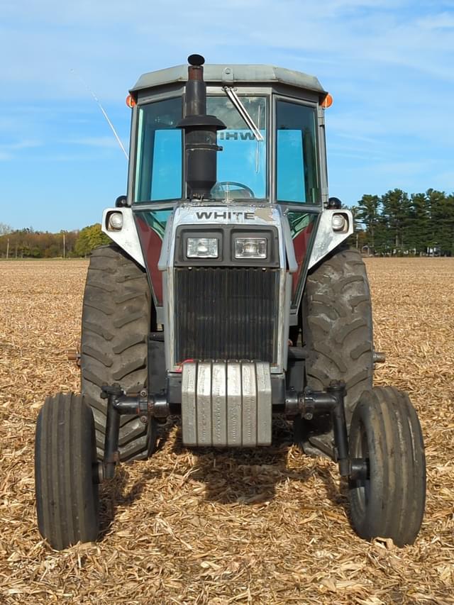 Image of White 2-105 equipment image 1