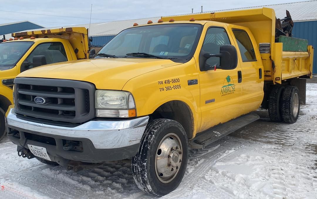 Image of Ford F-450 Primary image