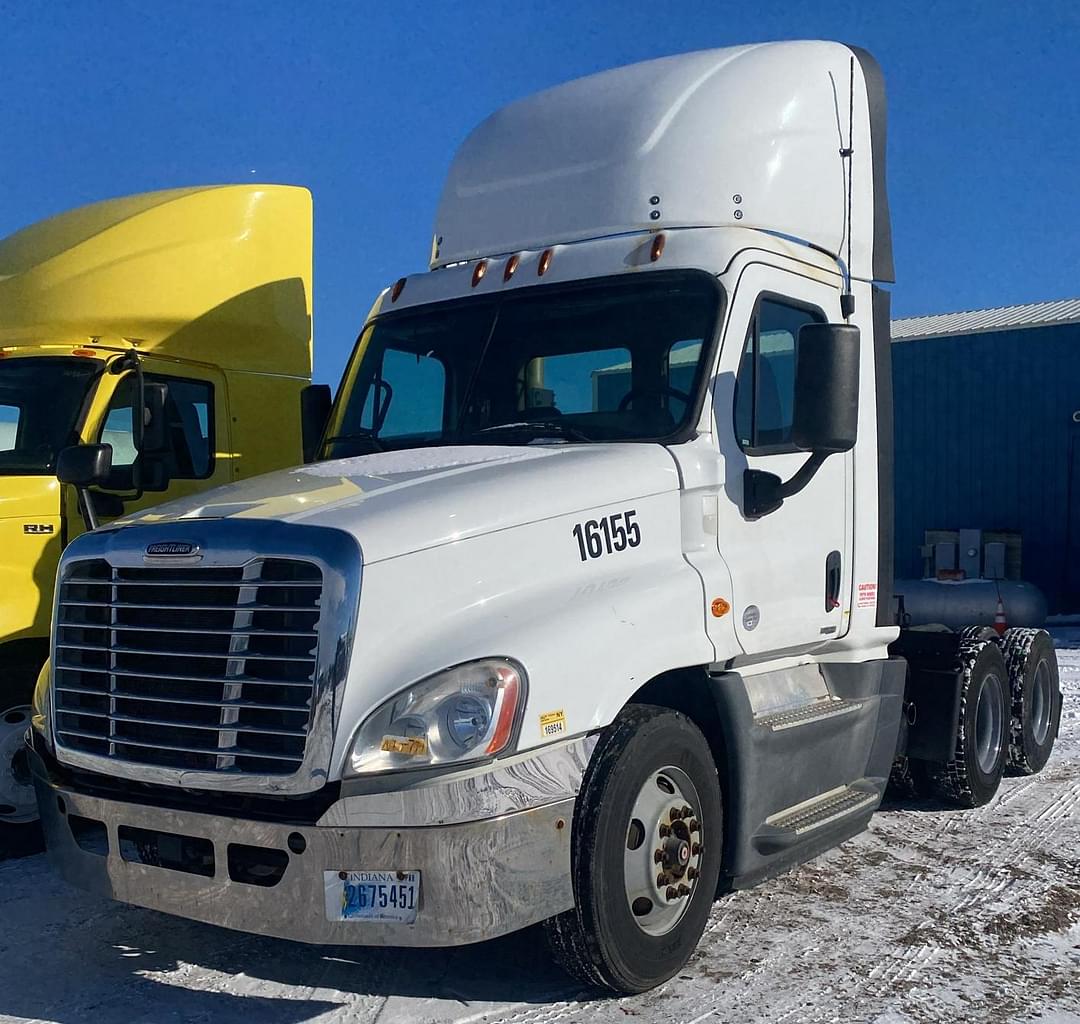 Image of Freightliner Cascadia Primary image