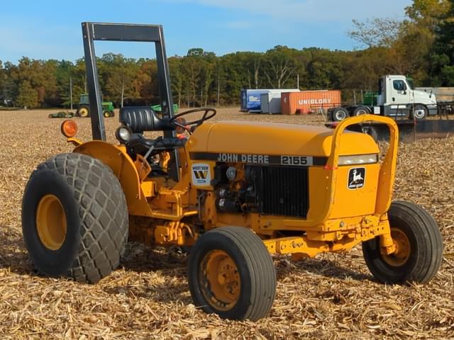 Image of John Deere 2155 equipment image 2