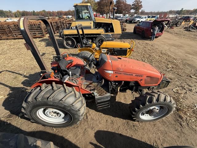 Image of Massey Ferguson 4225 equipment image 2