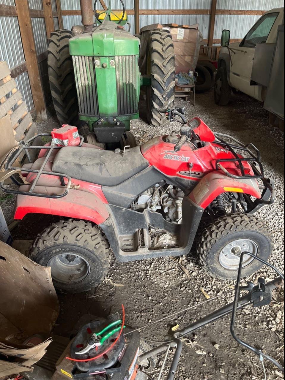 Image of Arctic Cat 250 Primary Image