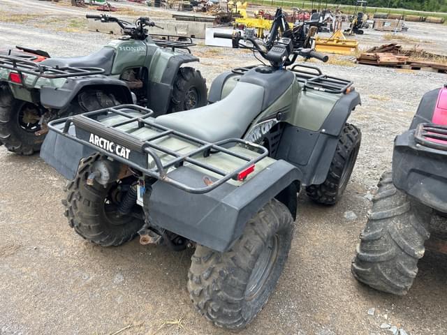 Image of Arctic Cat 300 equipment image 2