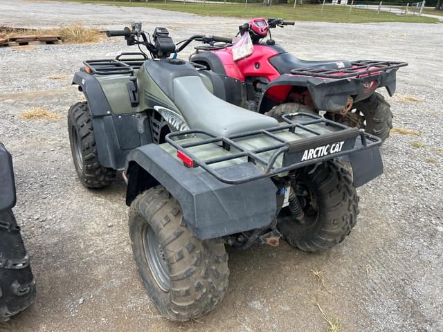 Image of Arctic Cat 300 equipment image 1