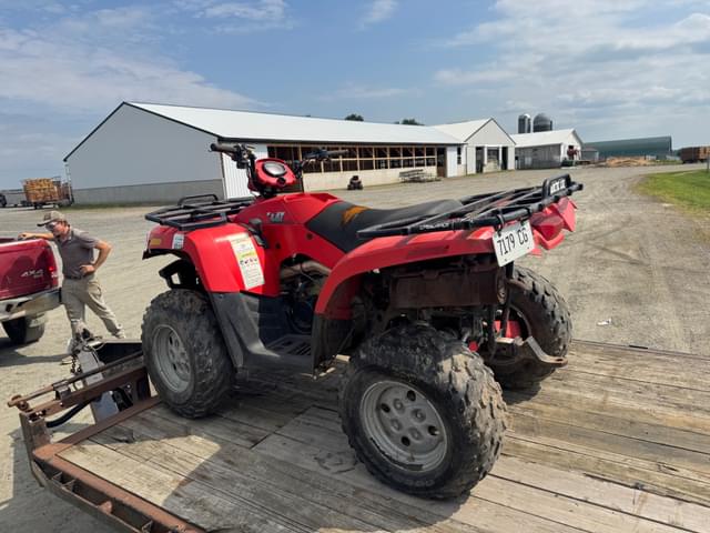Image of Arctic Cat 400 equipment image 3