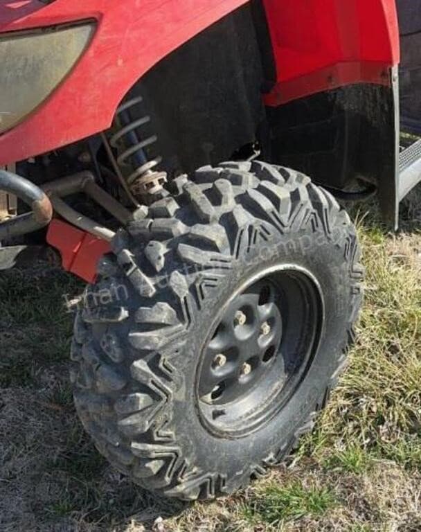 Image of Arctic Cat 400 equipment image 1