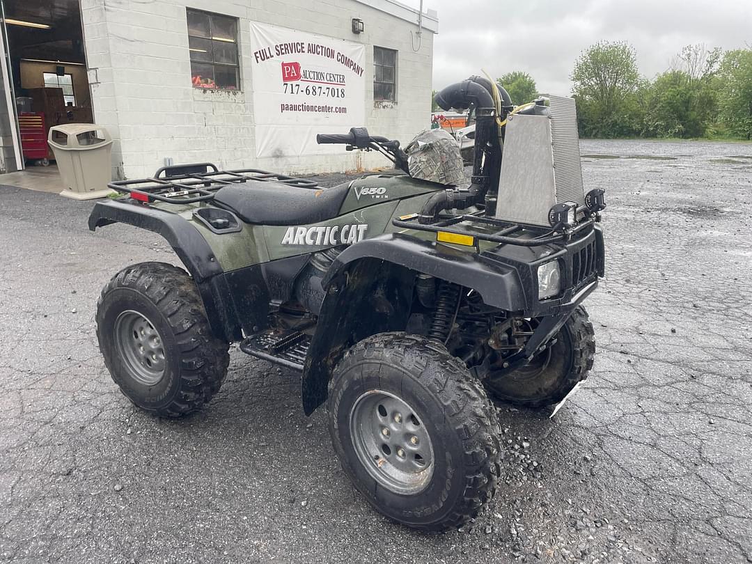 Image of Arctic Cat 650V Twin Primary image