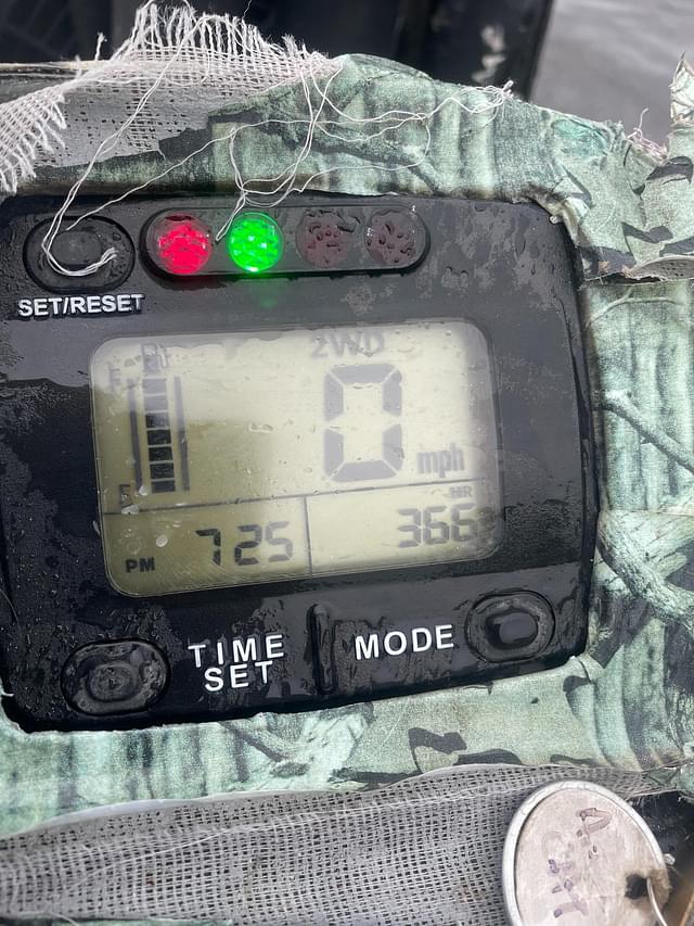 Image of Arctic Cat 650 equipment image 4