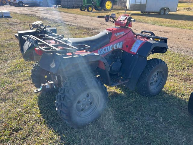 Image of Arctic Cat 650V Twin equipment image 4