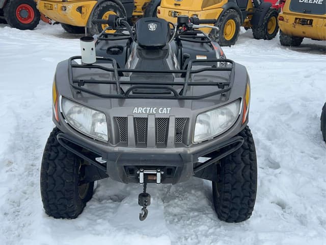 Image of Arctic Cat 700 equipment image 2