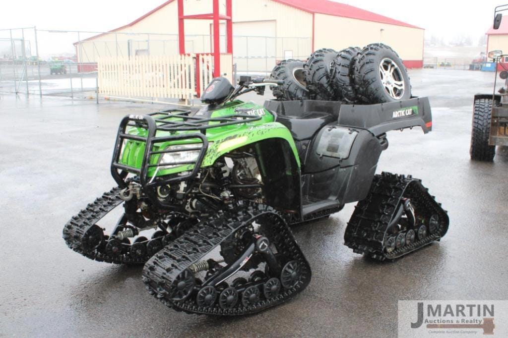 Arctic Cat 700 Equipment Image0