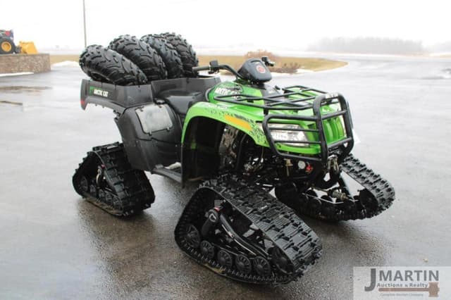 Image of Arctic Cat 700 equipment image 3