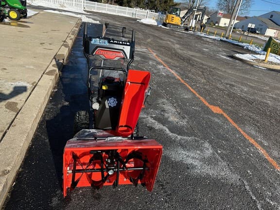 Image of Ariens Compact 24 equipment image 3