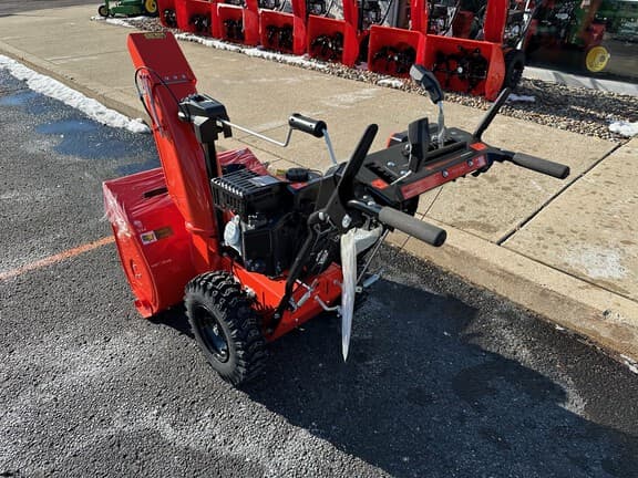 Image of Ariens Deluxe 28 equipment image 2