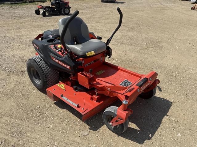 Image of Ariens Edge 42 equipment image 3