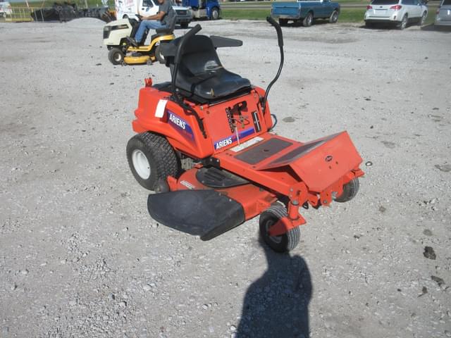Image of Ariens EZR 1742 equipment image 3