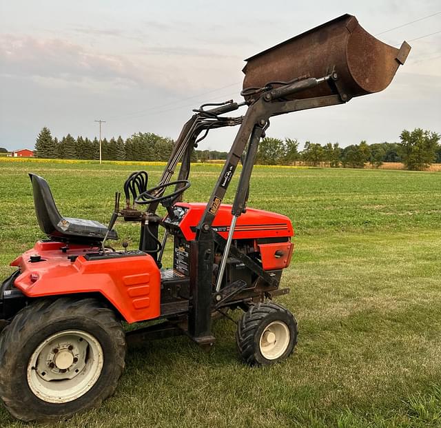 Image of Ariens GT17 equipment image 4