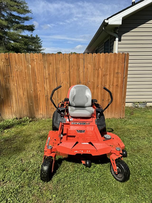 Image of Ariens Ikon XD52 equipment image 1