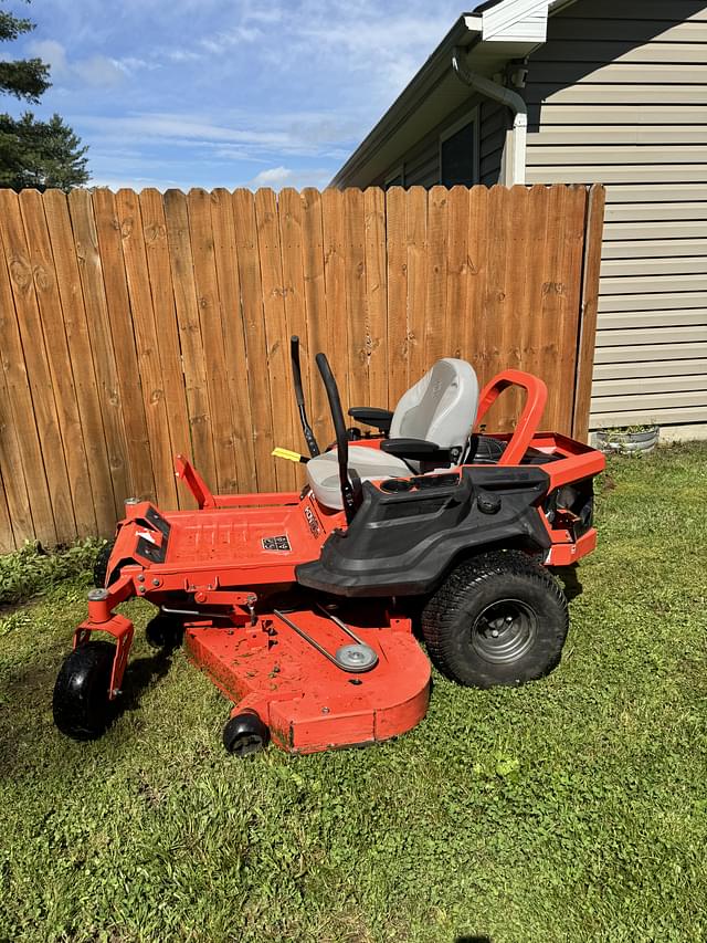 Image of Ariens Ikon XD52 equipment image 2