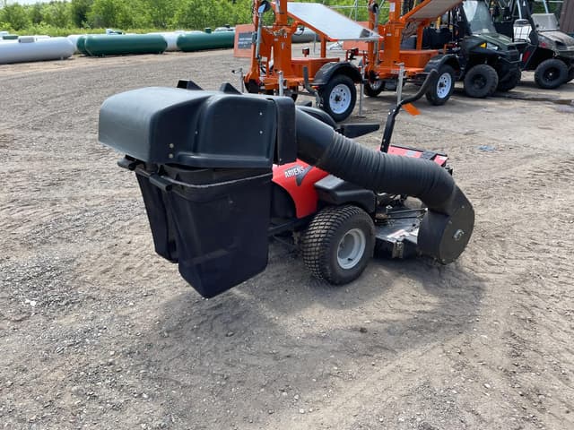 Image of Ariens ZOOM 1540 equipment image 4