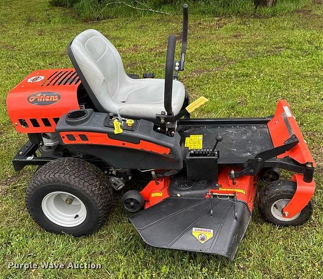 Image of Ariens Zoom 42 equipment image 3