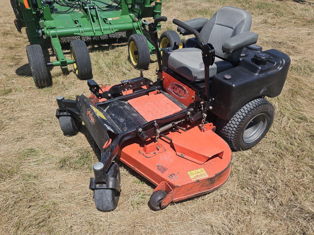 Main image Ariens Zoom Max