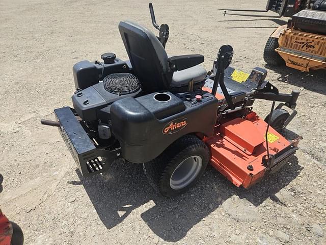 Image of Ariens Zoom Max equipment image 3