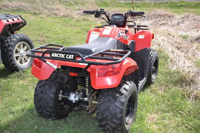 Image of Arctic Cat 150 equipment image 4