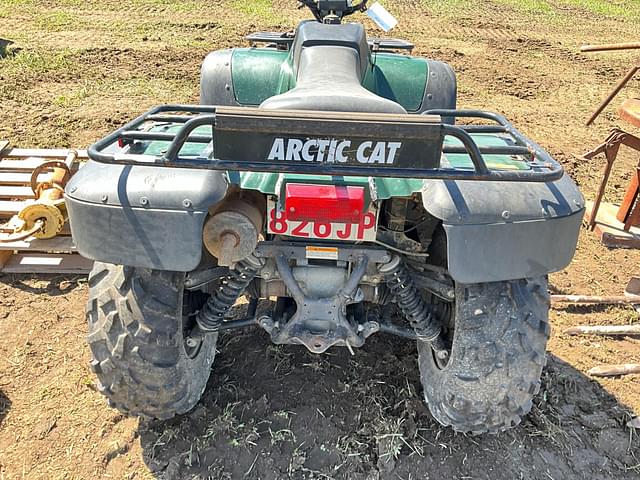 Image of Arctic Cat 300 equipment image 3