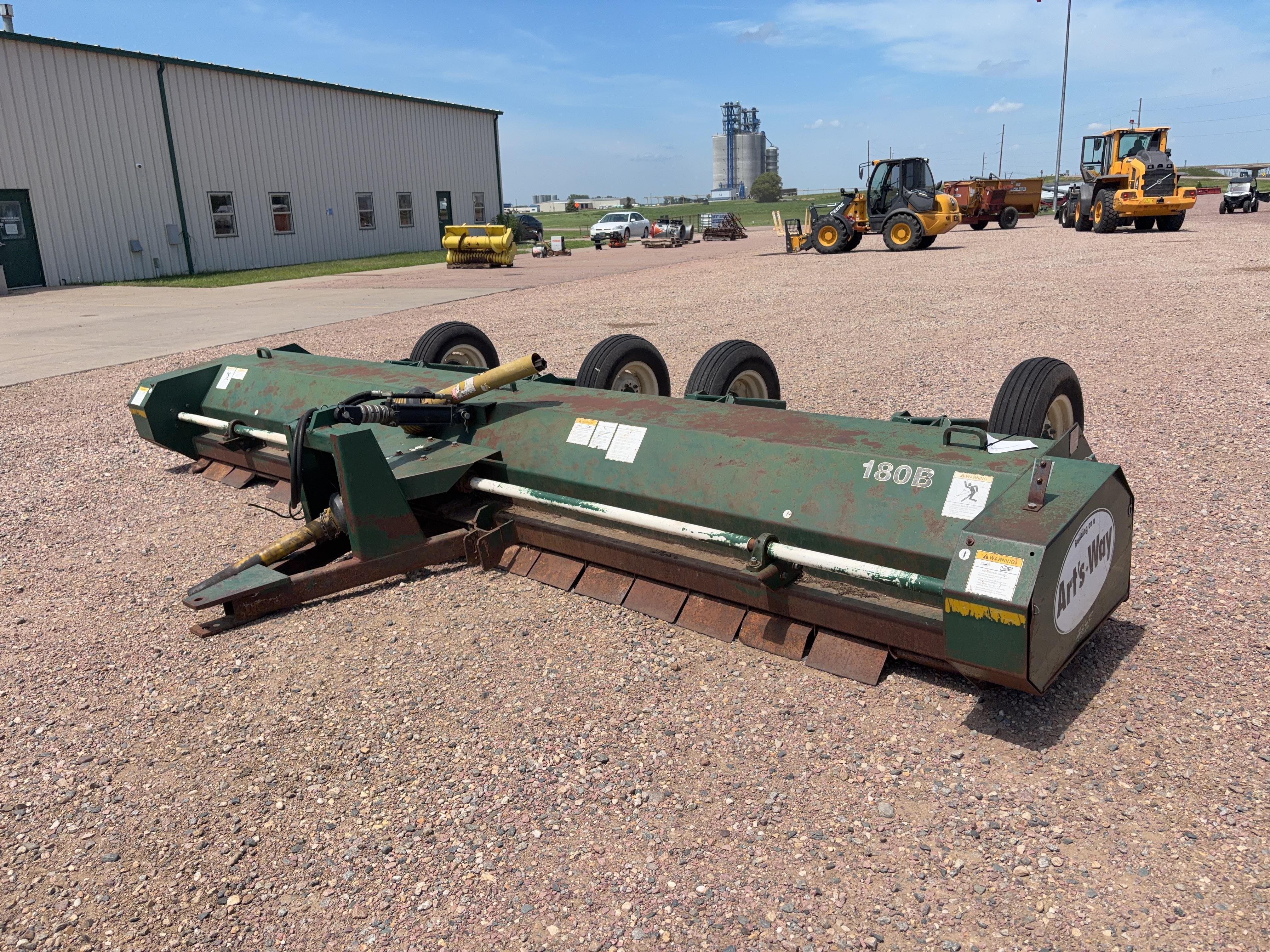 Art's Way 180B Equipment Image0