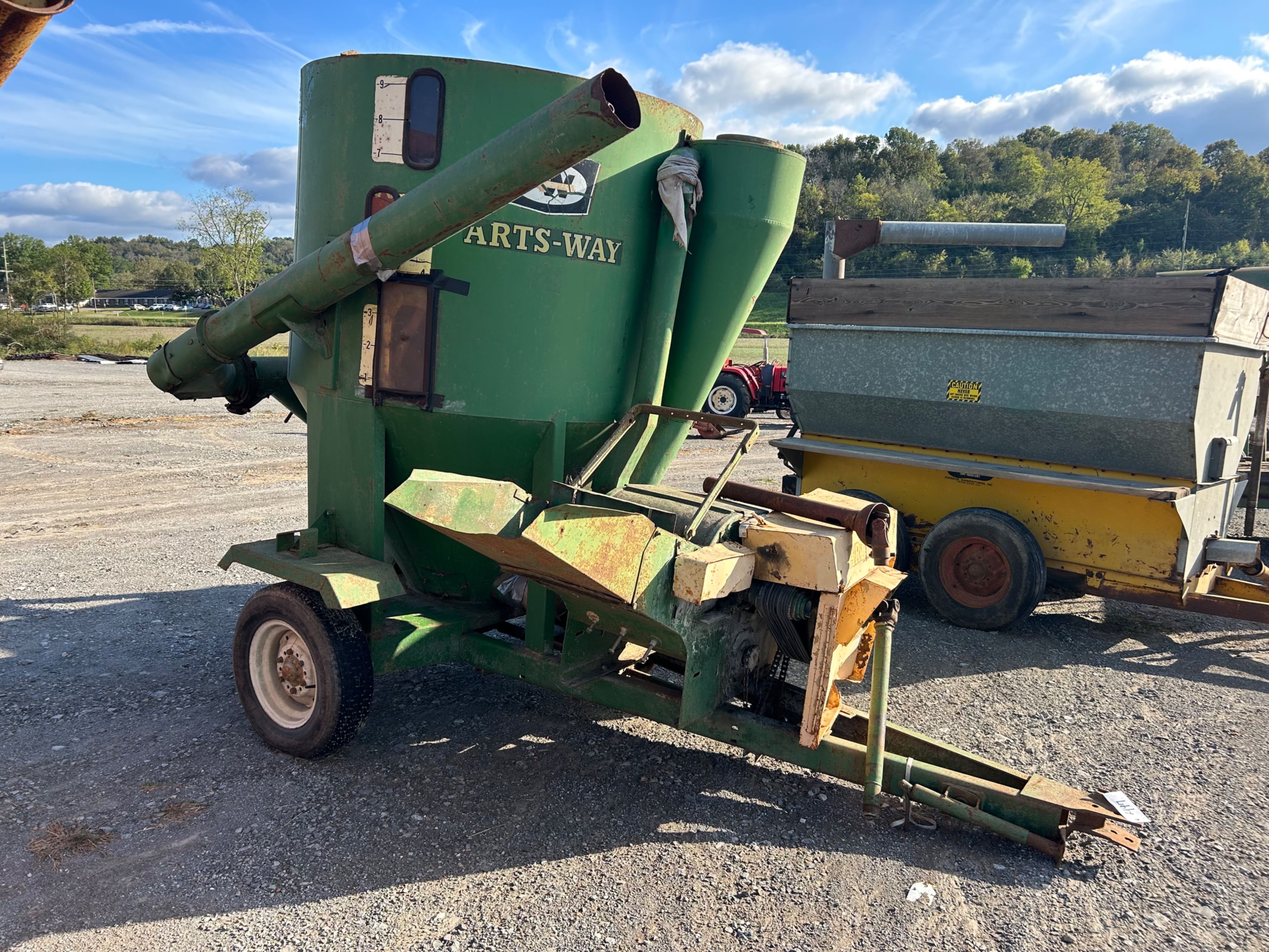 Main image Art's Way 425