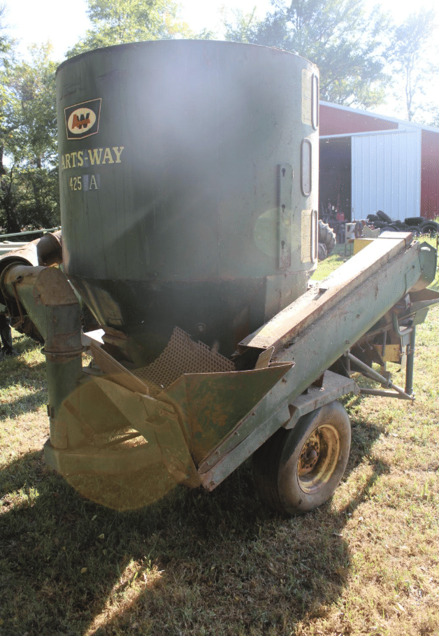 Art's Way 425A Equipment Image0