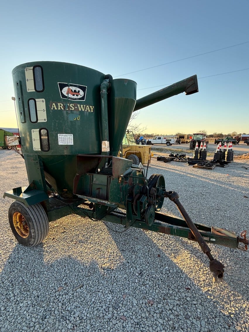 Art's Way 450 Equipment Image0