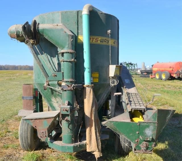 Image of Art's Way 475 equipment image 1