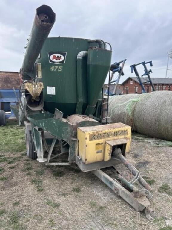 Art's Way 475 Equipment Image0