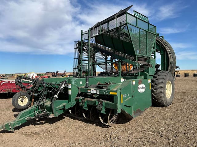 Image of Art's Way 6812A equipment image 1