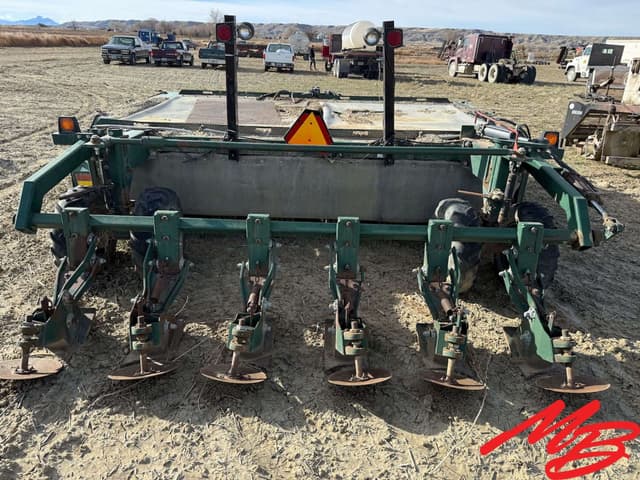 Image of Art's Way 786A equipment image 4