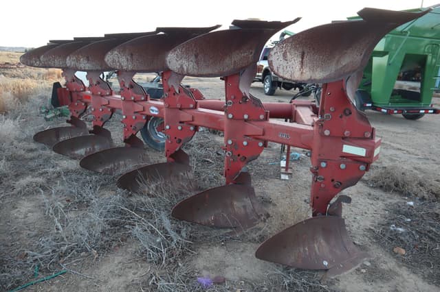 Image of Art's Way 166 equipment image 4