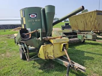 Main image Art's Way 325