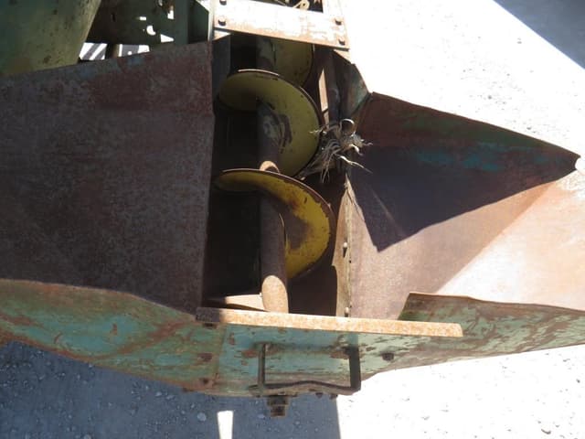 Image of Art's Way 400 equipment image 3