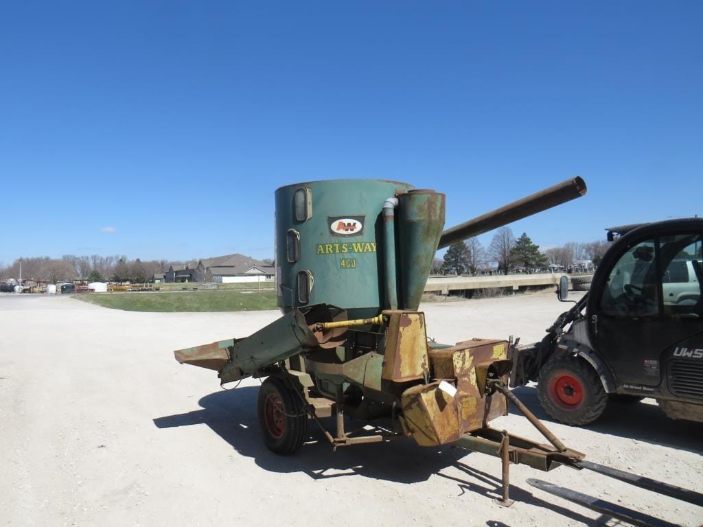 Art's Way 400 Equipment Image0