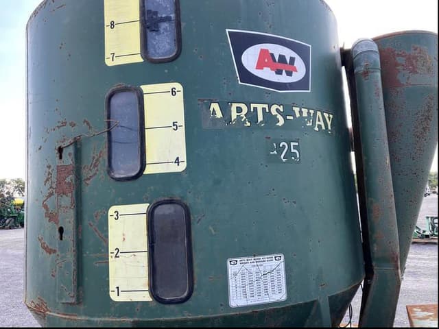 Image of Art's Way 425 equipment image 2